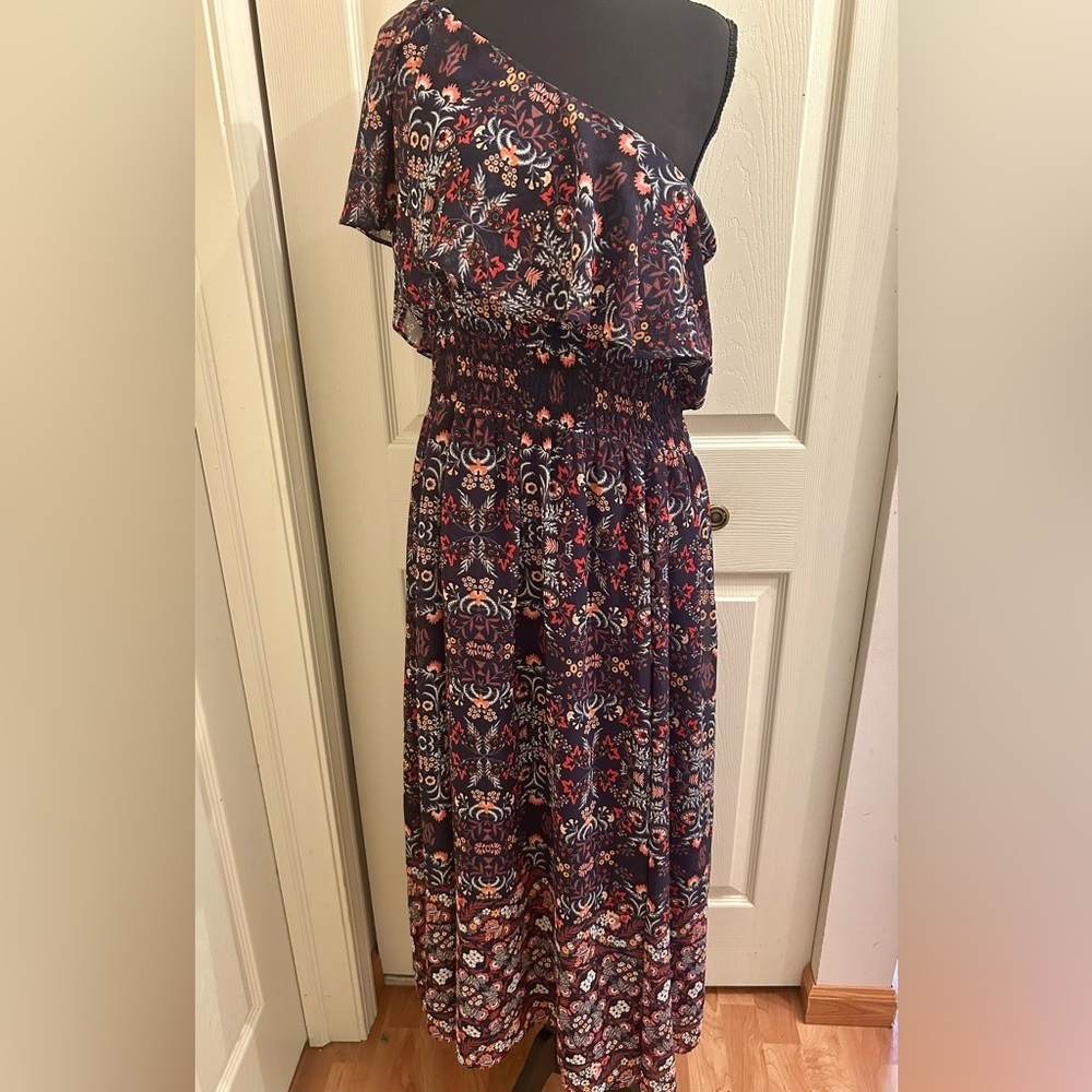 Vince Camuto One Shoulder Floral Dress , size 14 - Picture 3 of 6